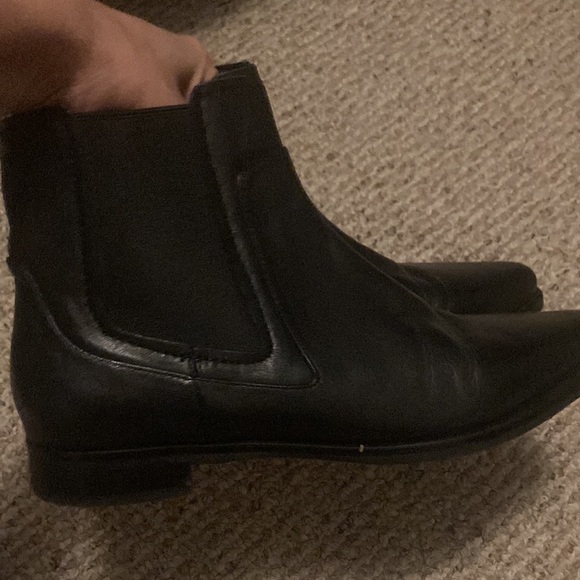 Zara women’s 8.5 genuine leather black Chelsea ankle boots - Picture 7 of 9